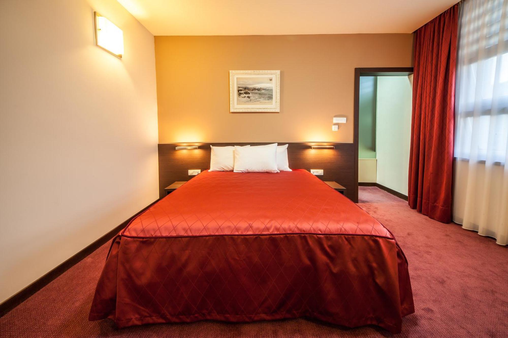 Hotel Terminus Podgorica Eksteriør bilde