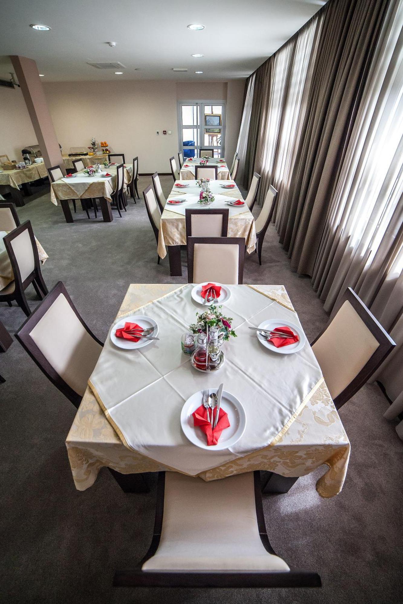 Hotel Terminus Podgorica Eksteriør bilde