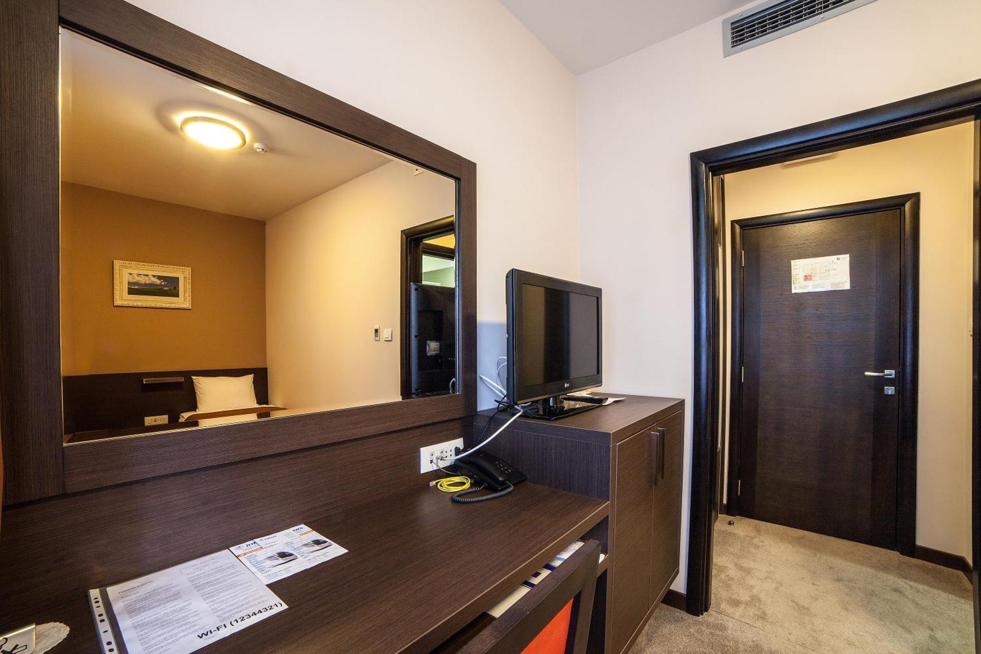 Hotel Terminus Podgorica Rom bilde