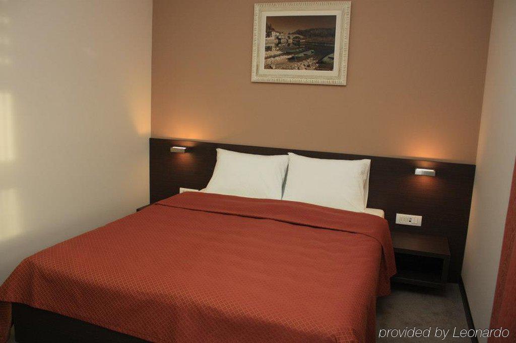Hotel Terminus Podgorica Eksteriør bilde